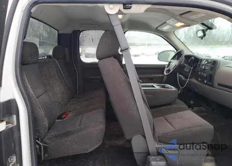 2011 Chevrolet Silverado K1500 Ls z USA, uszkodzony, nr VIN 1GCRKREA3BZ127704